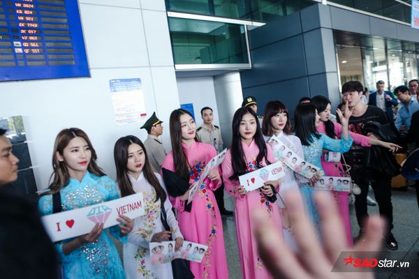 Lần thứ 5 sang Việt Nam, sức nóng của T-ara vẫn chưa hề hạ nhiệt! - Ảnh 12 Lần thứ 5 sang Việt Nam, sức nóng của T-ara vẫn chưa hề hạ nhiệt! - Ảnh 12