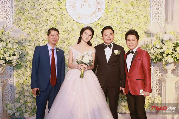 Ca sĩ Trọng Tấn - bạn học cấp 3 của doanh nhân Văn Phương.