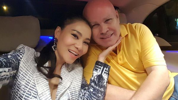 Thu Minh hạnh phúc bên ông xã Otto.