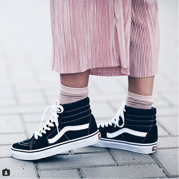 6 cách phối đồ giúp bạn luôn đẹp khi diện giày sneaker cổ cao 6 cách phối đồ giúp bạn luôn đẹp khi diện giày sneaker cổ cao