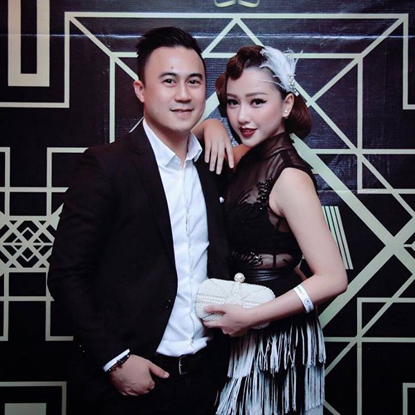 Thậm chí, Băng Di còn sánh bước cùng Justin H Chiêm đi sự kiện.