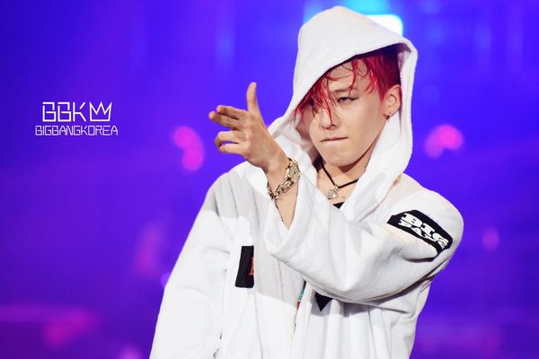 5 điểm đặc biệt khiến G-Dragon cứ lên sân khấu là fan chỉ muốn ‘xin chết’ 5 điểm đặc biệt khiến G-Dragon cứ lên sân khấu là fan chỉ muốn ‘xin chết’