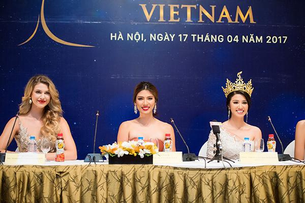 Huyền My chính thức được cấp phép tham dự Miss Grand International 2017 170418starhuyenmy-6