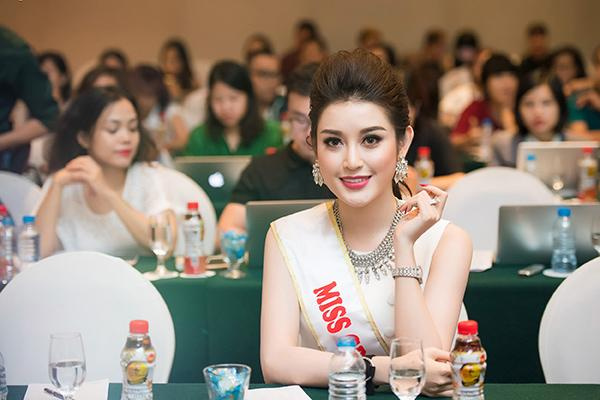 Huyền My chính thức được cấp phép tham dự Miss Grand International 2017 170418starhuyenmy-8