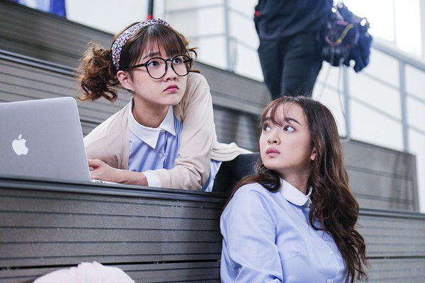 Sơn Tùng M-TP đóng ‘Em chưa 18’ phần 2, “cặp” với ‘hot girl trà sữa’ Kiều Trinh? Sơn Tùng M-TP đóng ‘Em chưa 18’ phần 2, “cặp” với ‘hot girl trà sữa’ Kiều Trinh?