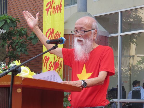 Thầy Văn Như Cương qua đời ở tuổi 80