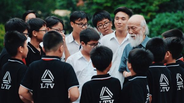 Thầy Văn Như Cương qua đời ở tuổi 80