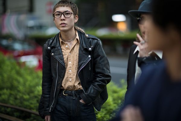 Trào lưu thập niên 70 phong toả ‘sàn diễn’ đường phố Tokyo Fashion Week Trào lưu thập niên 70 phong toả ‘sàn diễn’ đường phố Tokyo Fashion Week