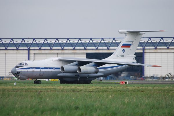 Siêu xe chống đạn triệu đô của Tổng thống Putin