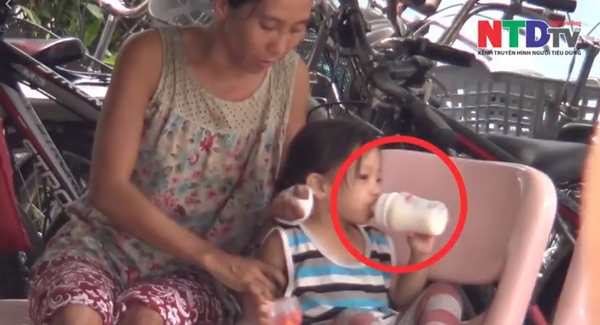 Cho trẻ uống thuốc an thần, tiêm ma túy để xin tiền trước cổng bệnh viện