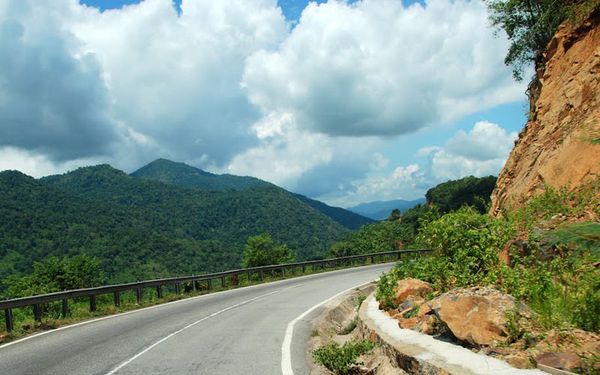 Khám phá cung đường mới dành cho phượt thủ: Đèo Bảo Lộc - Lâm Đồng