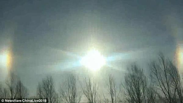 Bí ẩn 3 Mặt Trời cùng lúc xuất hiện trên bầu trời Trung Quốc - Ảnh 3.