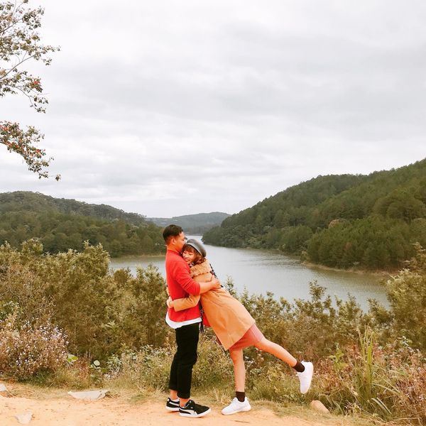 Bộ ảnh siêu nhắng nhít của cặp đôi ở Đà Lạt gợi nhớ trào lưu ‘nắm tay em đi khắp thế gian’ 28