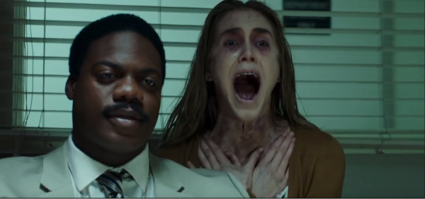 Nỗi khiếp sợ từ những hồn ma nhởn nhơ như một điềm báo xuất hiện quanh con người.