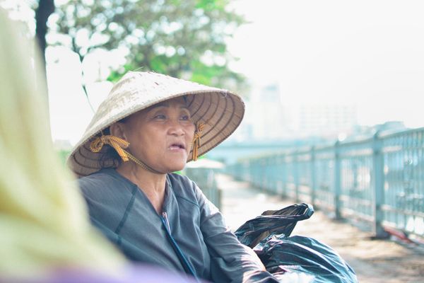 Bà ngoại của bé Nga.