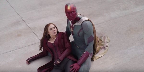 Paul Bettany và Elizabeth Olsen