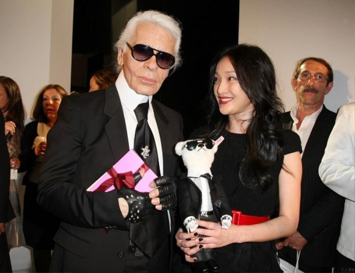 Tiết lộ thú vị về cây Chanel sống Jennie Kim là đại sứ của Chanel nhưng  không phải lúc nào cũng diện đồ chùa