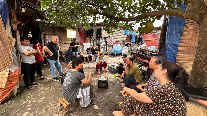 Cuộc Đời Vẫn Đẹp Sao: Bát (Tuấn Anh) chính thức đền tội, 500 anh em xóm chợ nghèo quá chiến! Ảnh 5