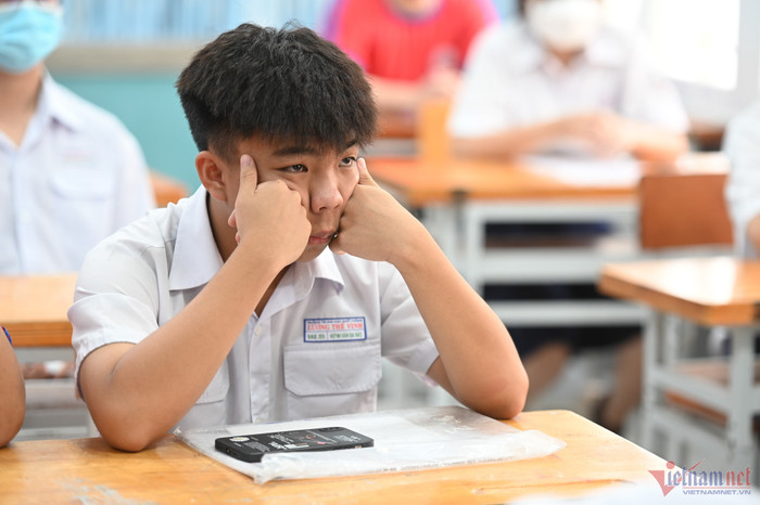  'Điểm chuẩn thi lớp 10 TP.HCM năm 2023 sẽ tăng' Ảnh 1