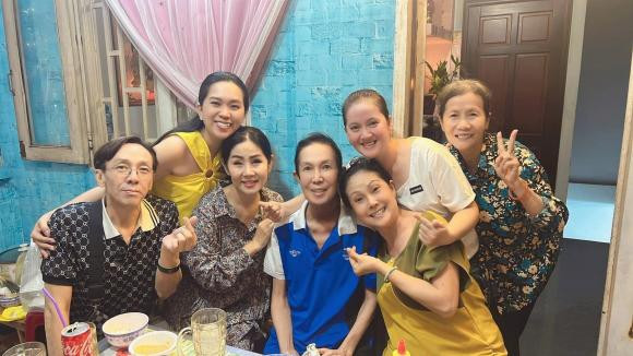  Rầm rộ tin con gái NSƯT Vũ Linh hầu toà giải quyết vụ tranh chấp tài sản Ảnh 1