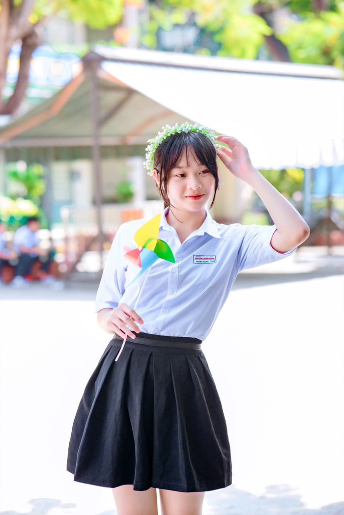  Nhan sắc ngọt ngào, tươi tắn của em gái hoa hậu Thanh Thủy ở tuổi trăng rằm Ảnh 2