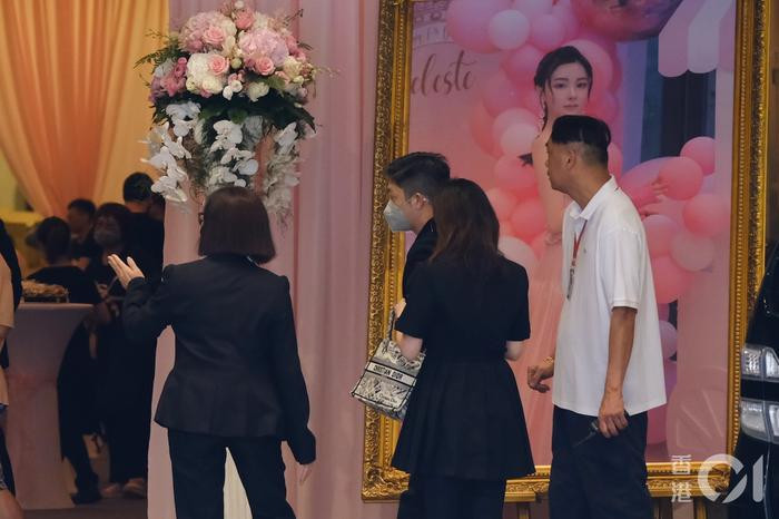  Mẹ Thái Thiên Phượng tiết lộ cuộc sống hiện tại, bất ngờ trước tình trạng của các con cố người mẫu Ảnh 2