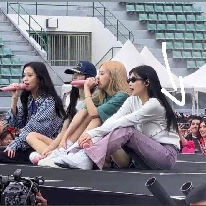  Bình An 'khóc ròng' khi kể về chuyện chiều Phương Nga đi xem concert Blackpink Ảnh 3