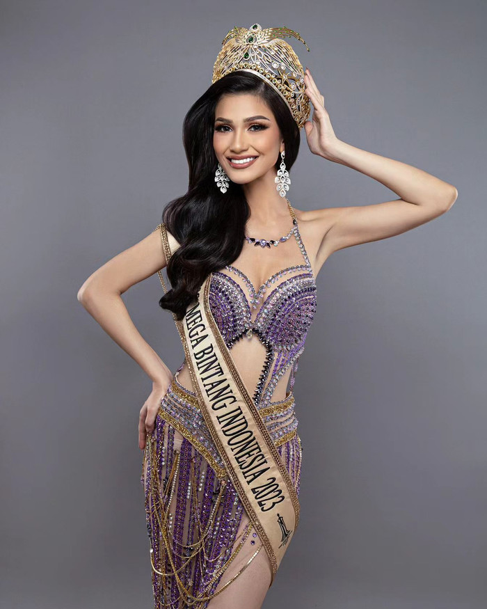  Miss Grand Indonesia 2023 'vỗ mặt' antifan với khoảnh khắc khoe visual sáng bừng: Còn ai dám chê chị? Ảnh 2