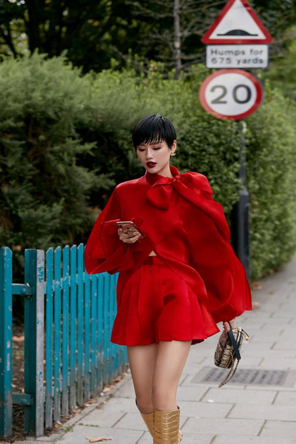 "Cô em Trendy" Khánh Linh: Không ngại thay đổi để trở thành một bản thể riêng biệt đầy cá tính Ảnh 5