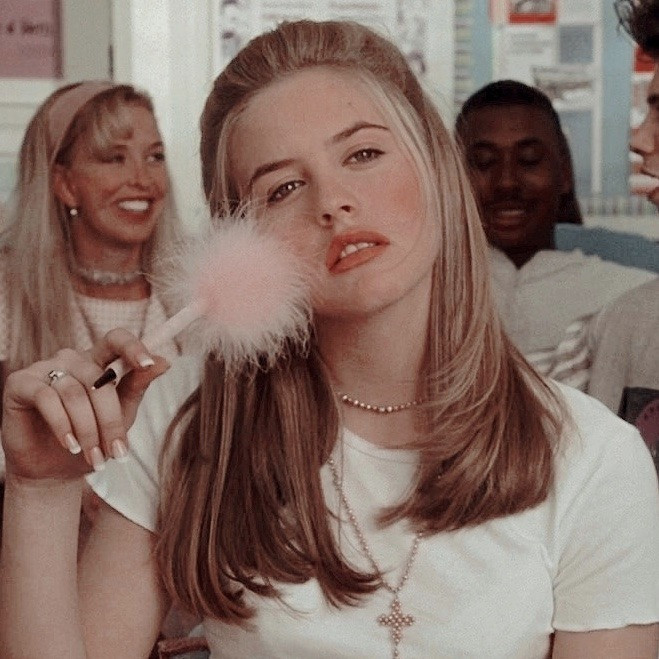 Nhân vật điện ảnh biểu tượng thập niên 90 Cher Horowitz: Vẻ đẹp nàng tiểu thư kiêu kì Ảnh 7