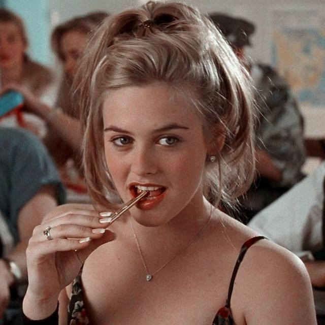 Nhân vật điện ảnh biểu tượng thập niên 90 Cher Horowitz: Vẻ đẹp nàng tiểu thư kiêu kì Ảnh 5