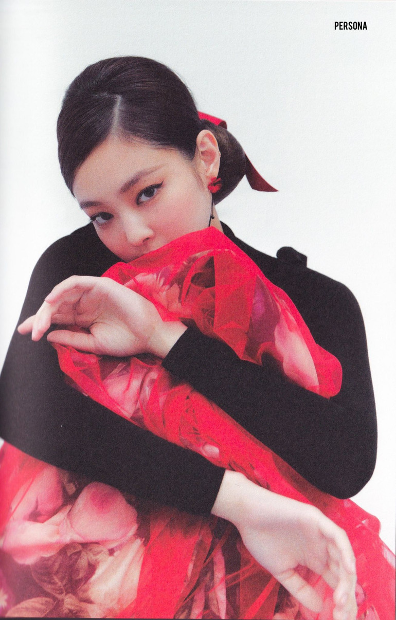 Kín như bưng, Jennie (BlackPink) vẫn khiến fan xao xuyến trong loạt hình mới Ảnh 5