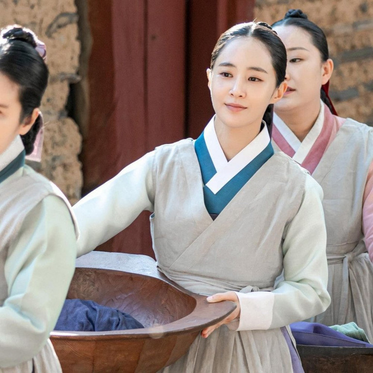 Netizen phấn khích với tạo hình cổ trang của Yuri (Girls 'Generation) Ảnh 3