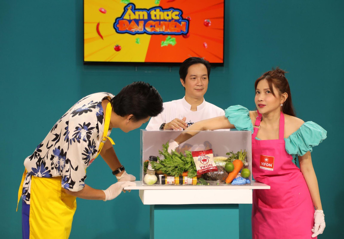  Lê Khánh, 'chị Cano' Lê Nhân, Hải Triều, Hứa Minh Đạt cùng loạt nghệ sĩ được yêu mến hội ngộ trong Ẩm Thực Đại Chiến Ảnh 1